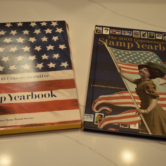 2003 Collector's Annual Commemorative Stamp Yearbook Album - Picture 1 of 1